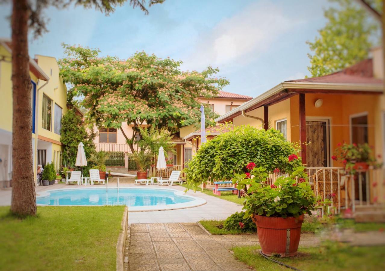 Holiday Village Interpark Kranevo Εξωτερικό φωτογραφία